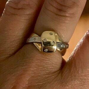 CHEVO 14K Bicolor Gold Knot Ring